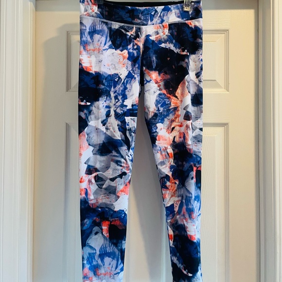 Adidas “Climate” Workout Leggings - Picture 2 of 6